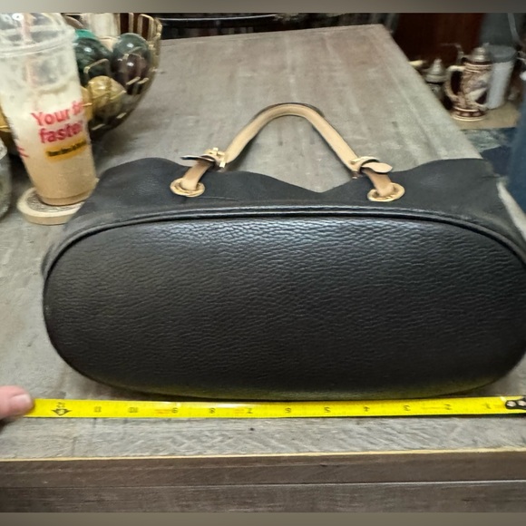 Michael Kors Jet Set Women's Tote Black Pebble Grain Leather Purse - Picture 5 of 16